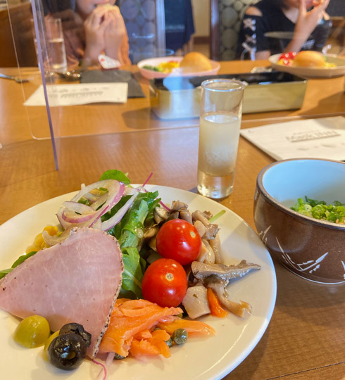 連泊でも飽きない、豊富な食事ラインナップ